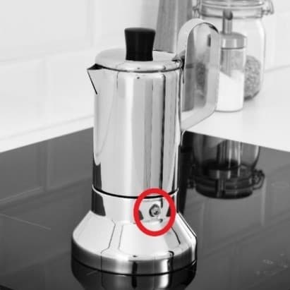 METALLISK con círculo rojo en válvula de seguridad de acero inoxidable