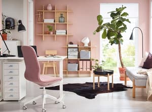 المكتب المنزلي