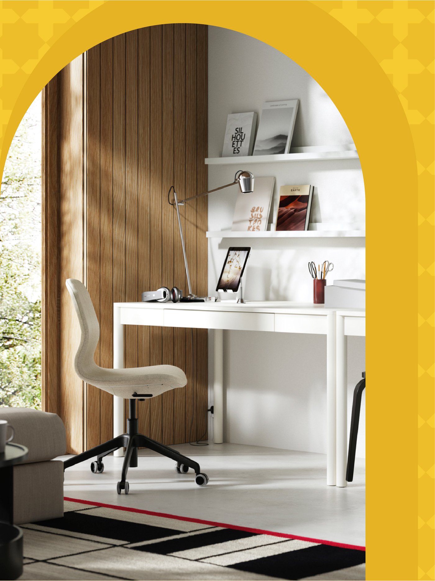 مكتب وكراسي مكتبية