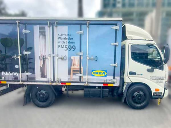 mobile collection point at petronas rasah 