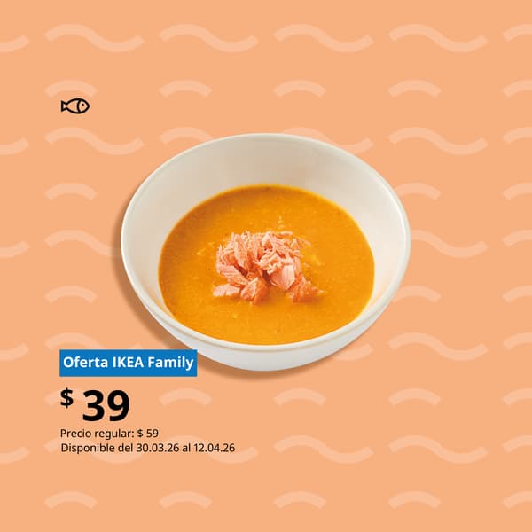 Morotskräm med lax, crema de zanahoria acompañada con salmón.