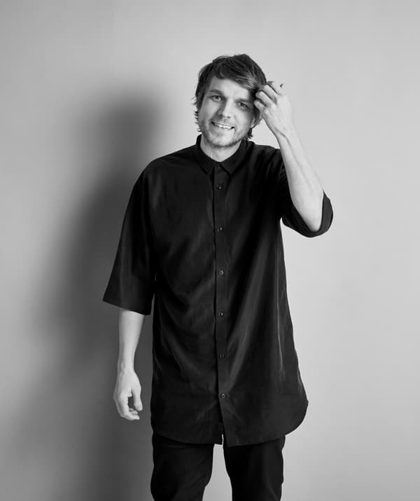 مصمم ايكيا Henrik Preutz.