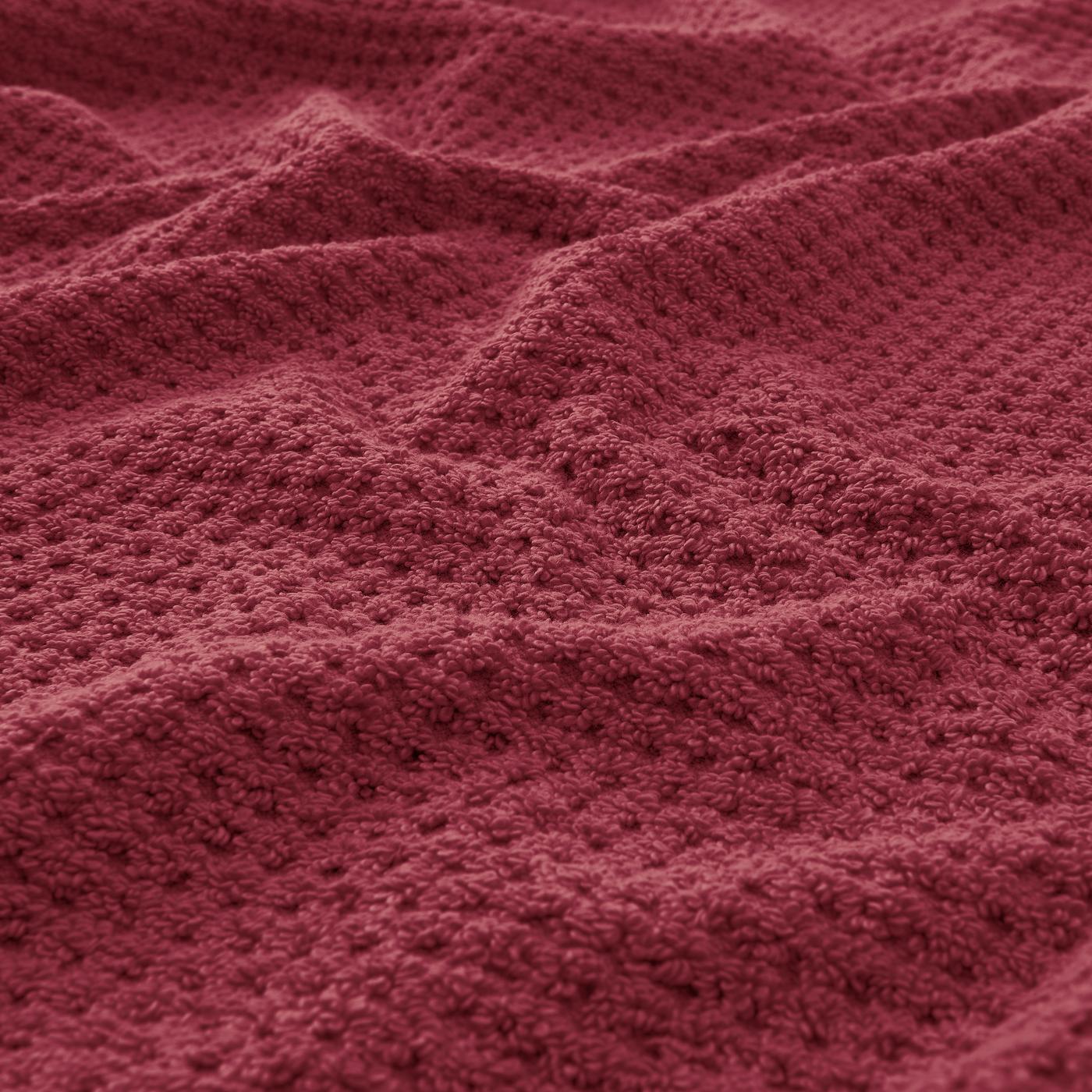 Nahaufnahme eines roten Handtuchs