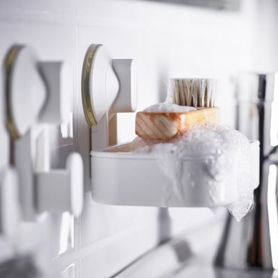 Badhalterungen ohne Bohren: Alles an der Wand - IKEA Deutschland