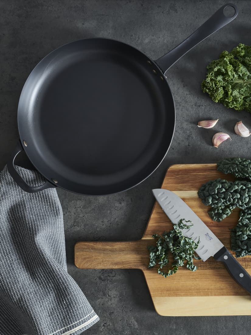 Neu umgebaute Geschirrabteilung