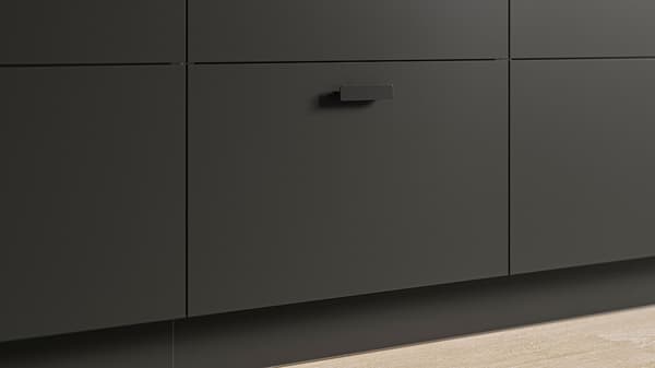 nickebo pied plinthe gris anthracite
