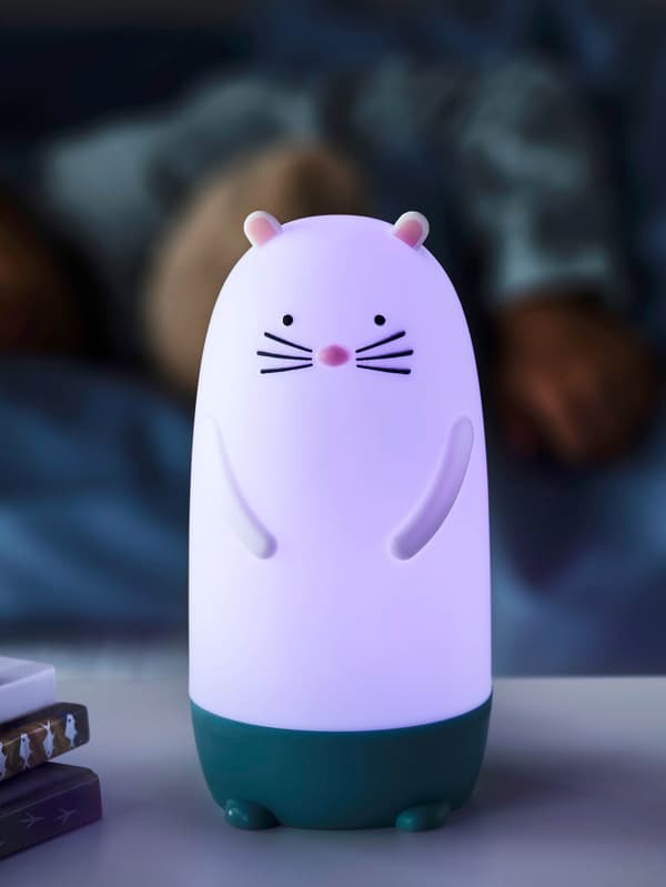 Nočná lampa SPIKEN v tvare vydry.