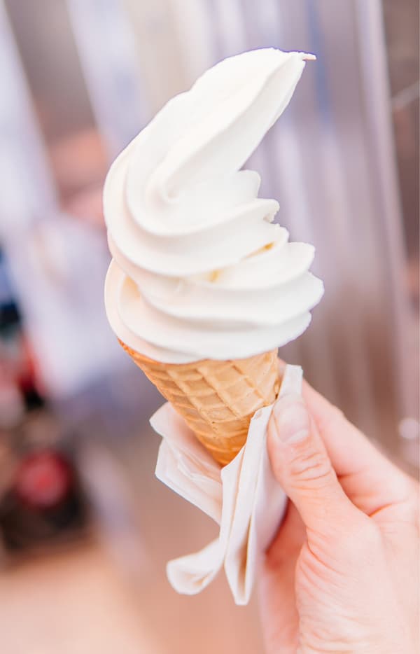 Noua înghețată vegetală realizată 100% din plante le oferă clienților IKEA o alternativă vegetariană.