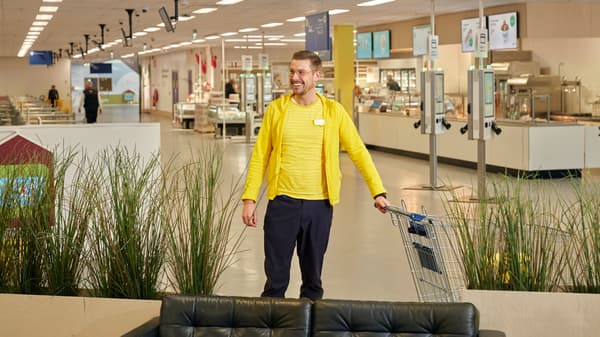 Ontmoet Kim, medewerker bij IKEA. 