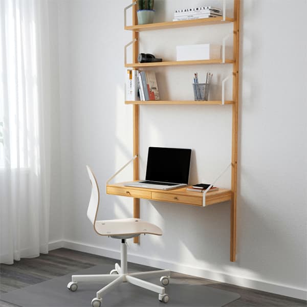 Ordine sulla scrivania