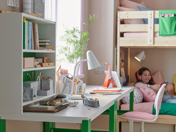 ORFJALL children's desk chair and FUBBLA LED work lamp