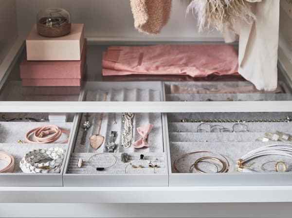 Organitzador d'interiors d'armaris per a joies