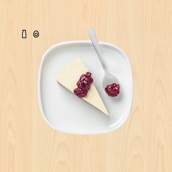 Ostkaka

Cheesecake con mermelada de arándano sueco

$ 49