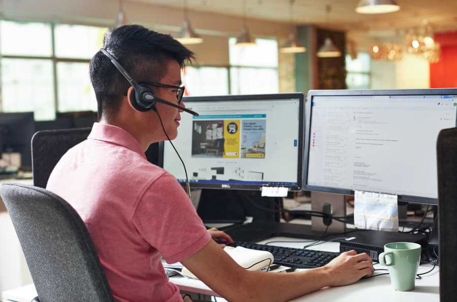 Our Customer Care Centre is assisting the customer via a call regarding their issue.