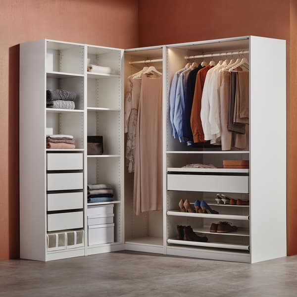 Our tips for designing and decorating your PAX wardrobe