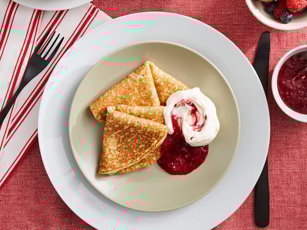 PANNKAKOR frozen pancakes on a plate