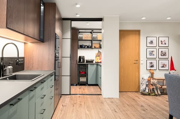 Pantry with SKYTTA doors