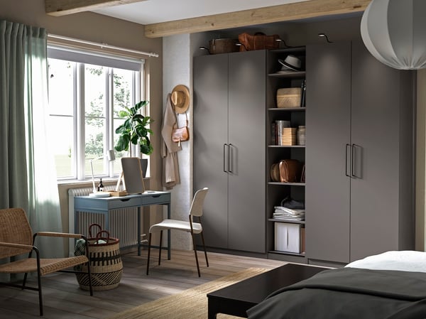 PAX kommt in zwei neuen Farben daher: hier zu sehen in Grau