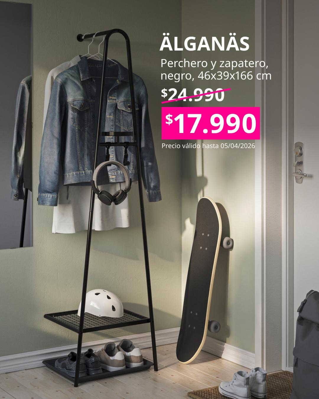 Perchero y zapatero ÄLGANÄS negro en una entrada con accesorios y precio rebajado a $17.990.