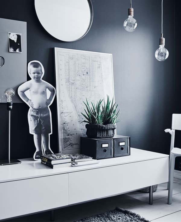 Personalise a teen bedroom with wall displays