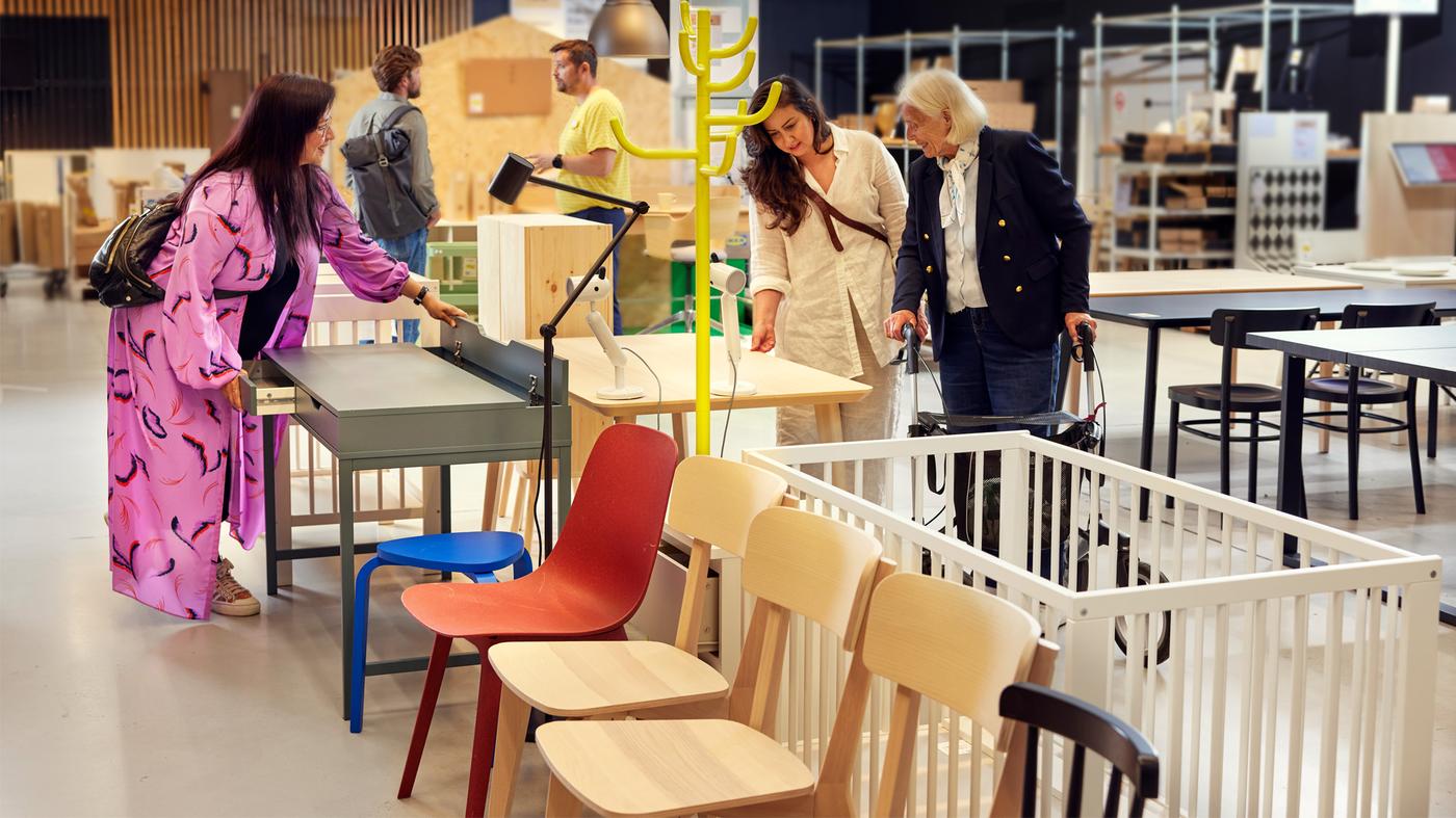 Vil du også finde dit næste Cirkulär møbel hos os?