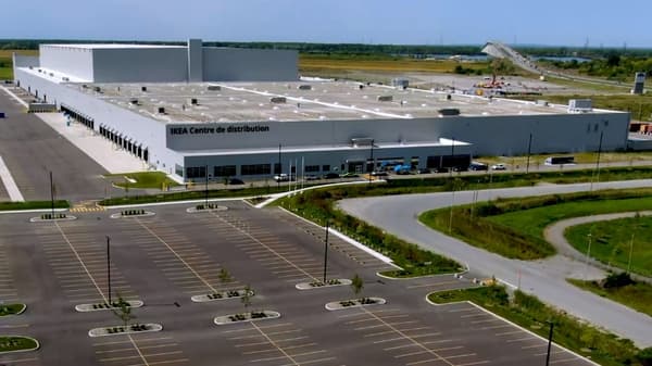 Photo prise par drone du site IKEA Beauharnois.