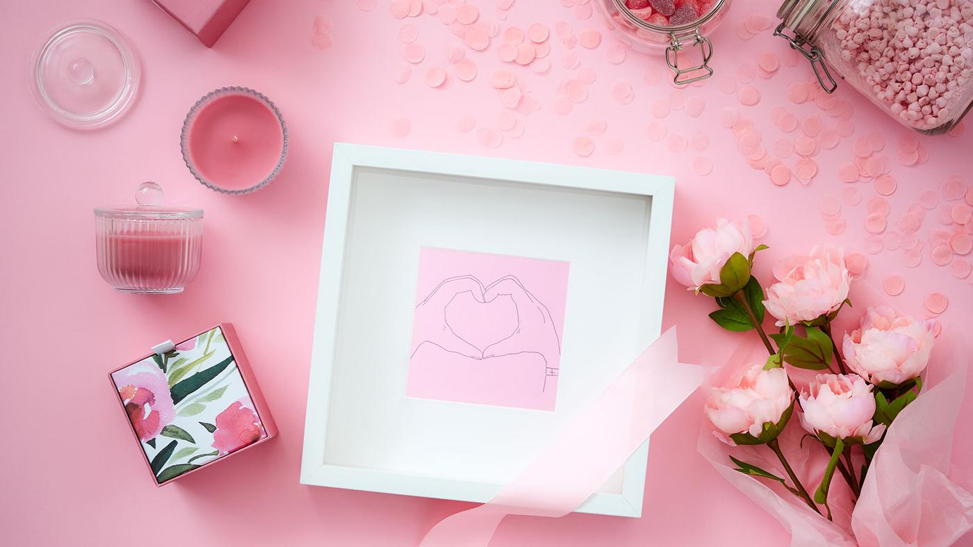 See Valentine's gifts