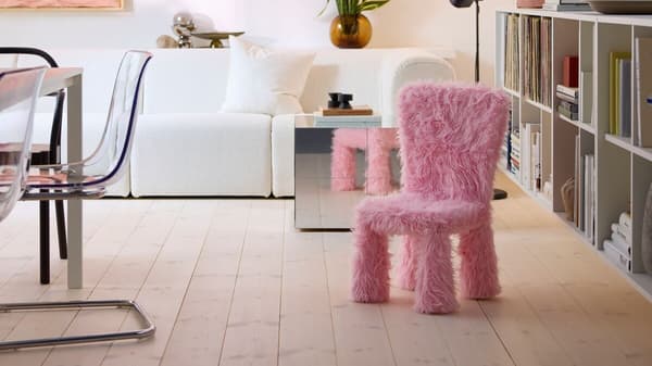 pink fuzzy chair 