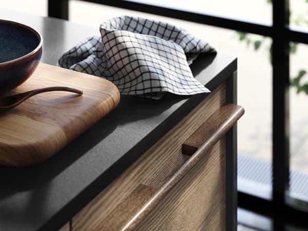 Plan de travail noir en quartz