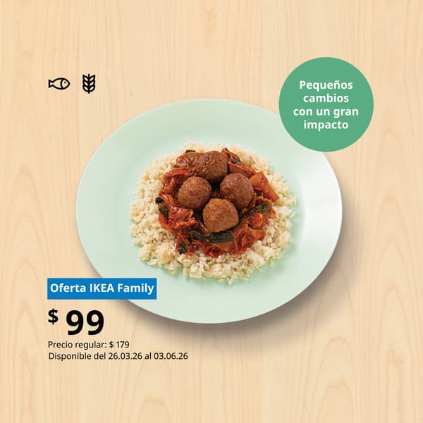 Plantballs con arroz, kimchi y salsa Teriyaki.