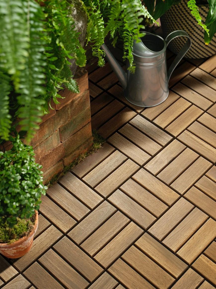 Podłogi na balkon i taras