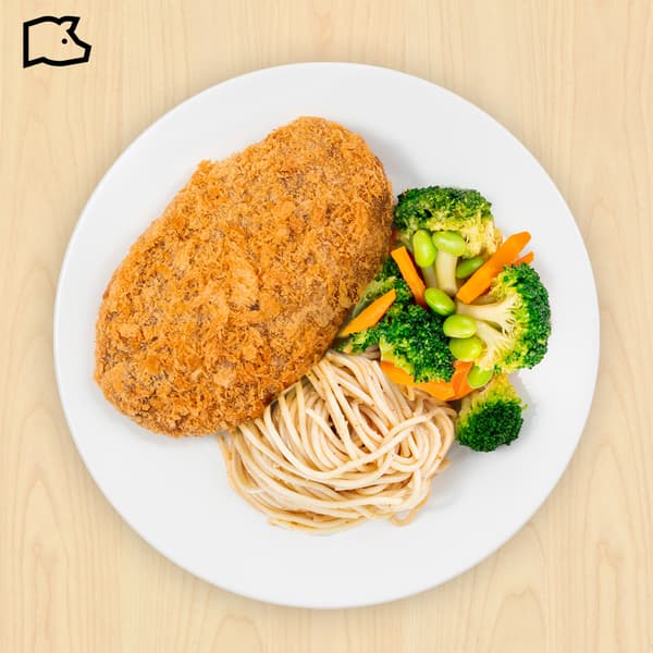 Pork cutlet with spaghetti and vegetables