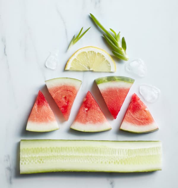 Présentation graphique des ingrédients pour un smoothie.
