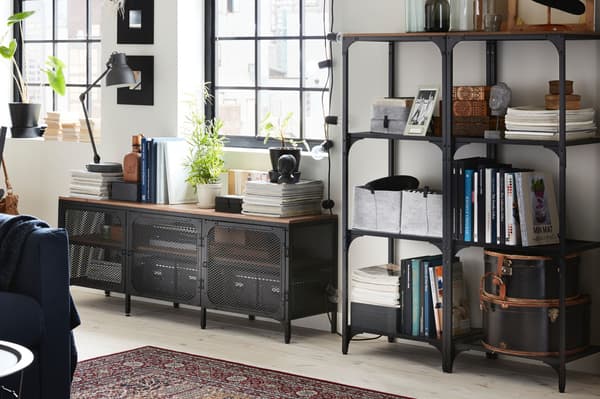 Průmyslové regály IKEA FJÄLLBO