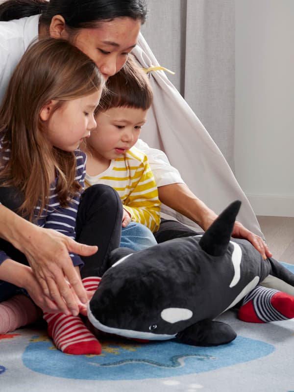 Puha játék - orca BLÅVINGAD.