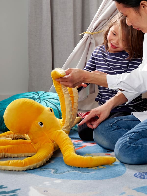 Puha játék - polip BLÅVINGAD.