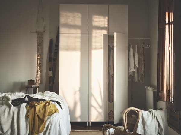 Rangement fermé PLATSA chambre