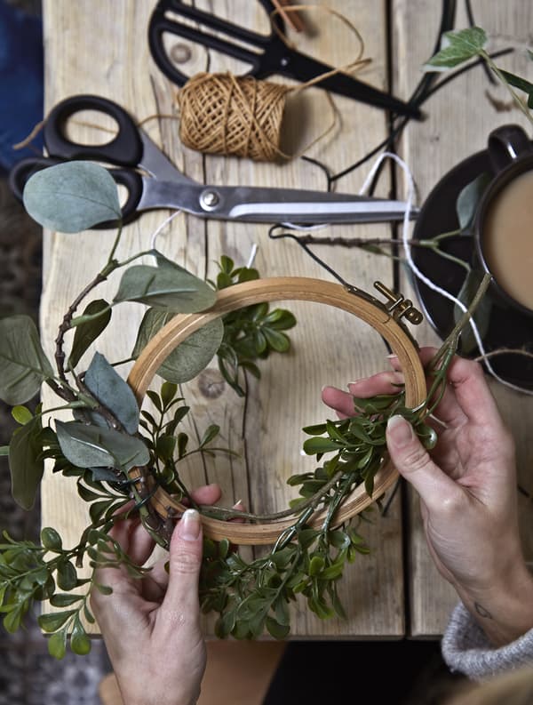 Realizzazione di una ghirlanda fai-da-te - IKEA