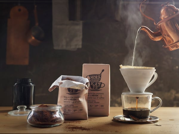 Rends le monde meilleur et plus durable avec le café IKEA PÅTÅR, tasse après tasse.