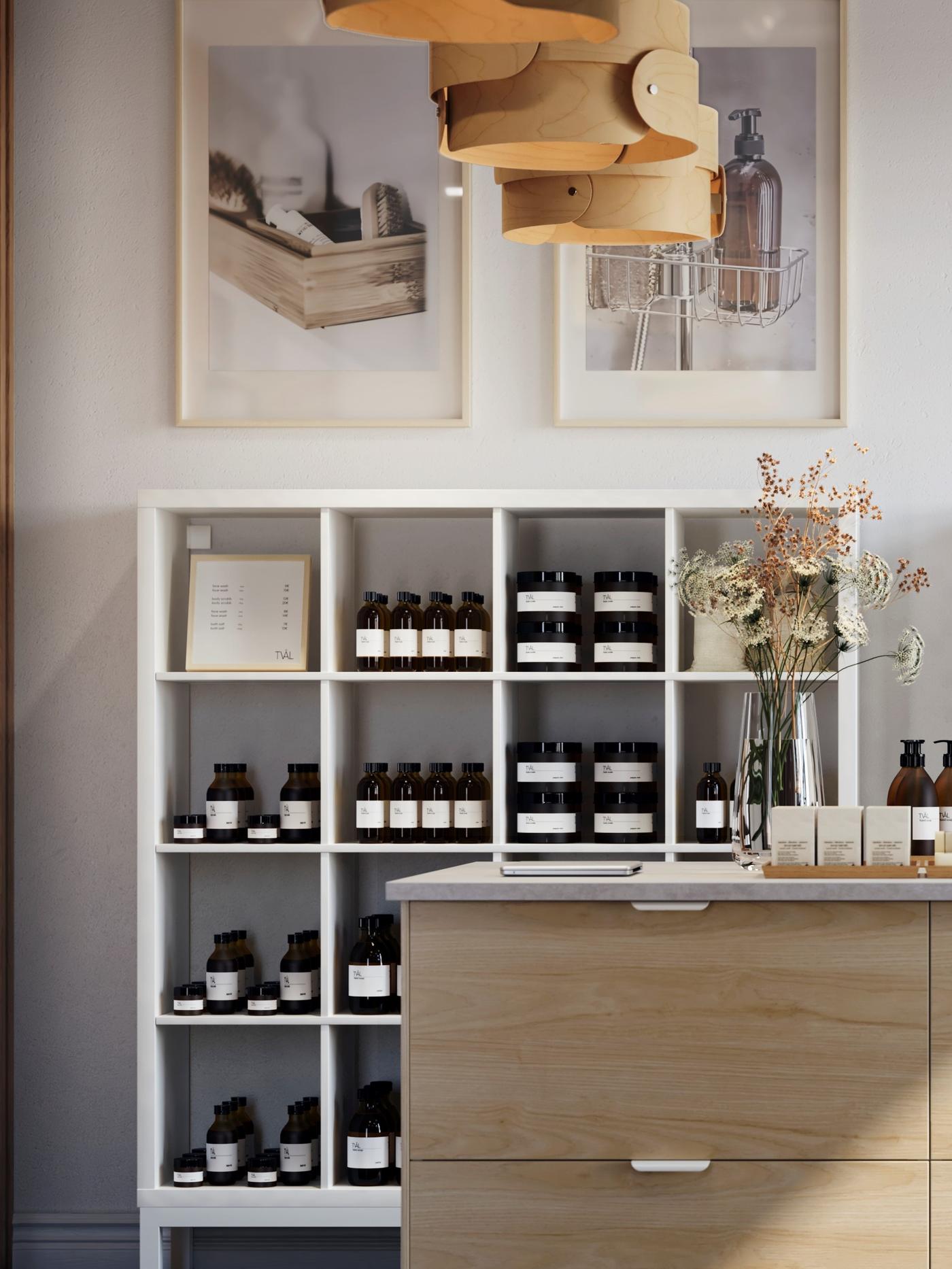 Retail shop that use KALLAX to display their items