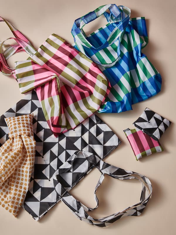 Reusable shopping bags for buying and carrying your food