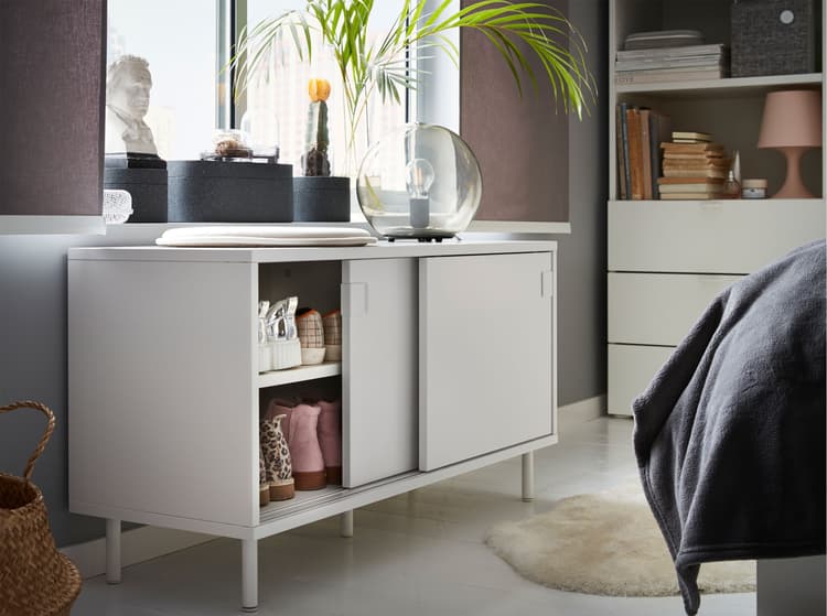 قم بإنشاء تخزين غرفة النوم الخاص بك. IKEA قم بإنشاء تخزين غرفة النوم الخاص بك. IKEA