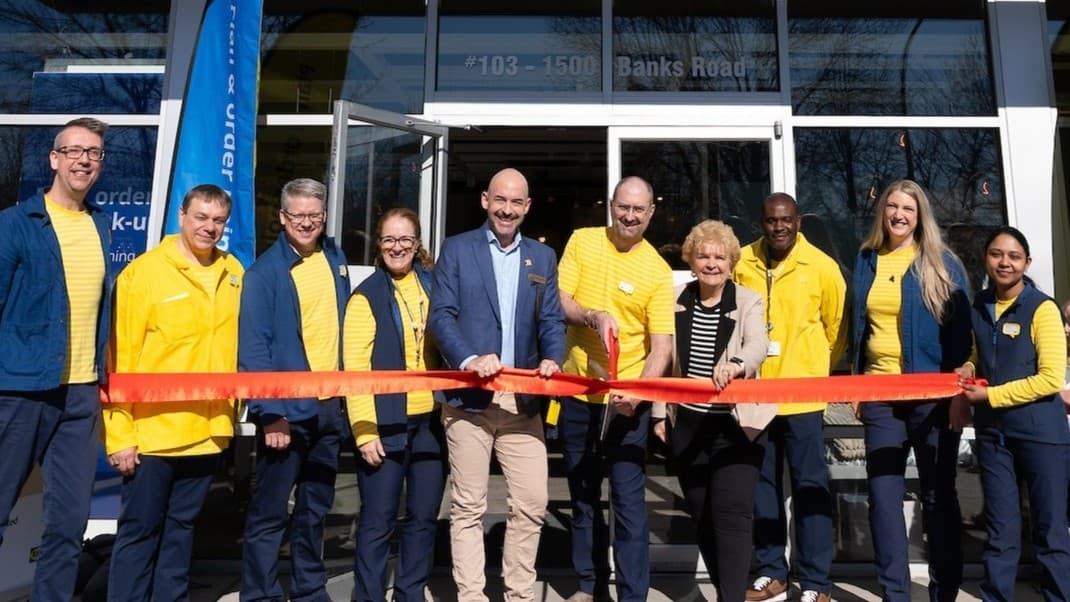 Ribbon cutting ceremony