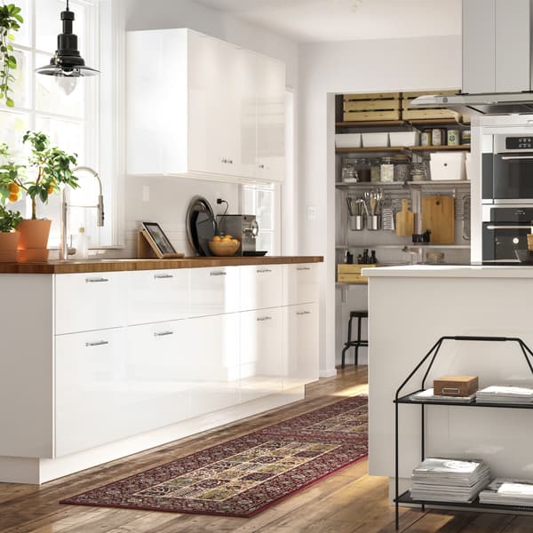 RINGHULT  high-gloss white kitchen