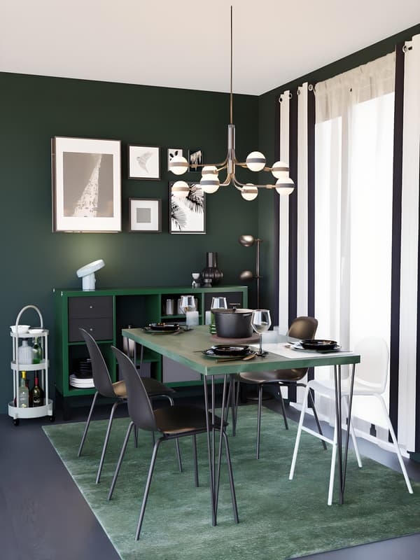 Salle à manger pour moins de 399 € avec chaises et tables verts marbrés et noirs