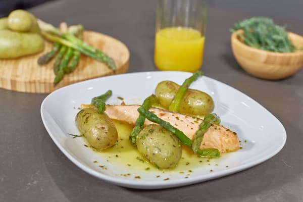 salmón en salsa de laranxa