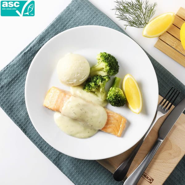 Salmon 
Served with mashed potatoes and broccoli, topped with lemon and dill sauce
269 THB