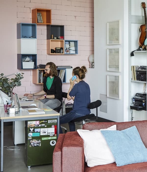 5 escritorios pequeños, prácticos y muy cuquis para montar tu oficina en  casa