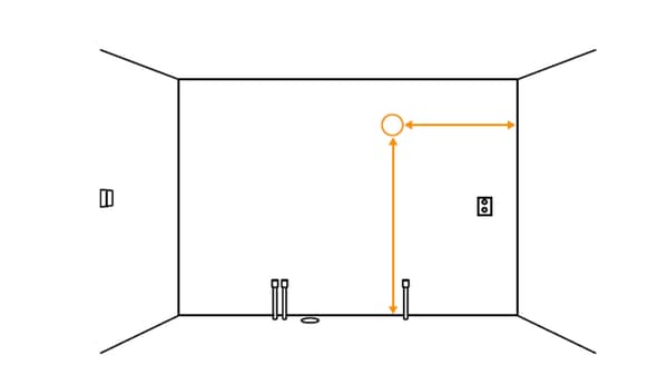 Schéma d'une pièce avec une fenêtre et une porte, ainsi que plusieurs flèches mesurant les distances autour d'une ventilation
