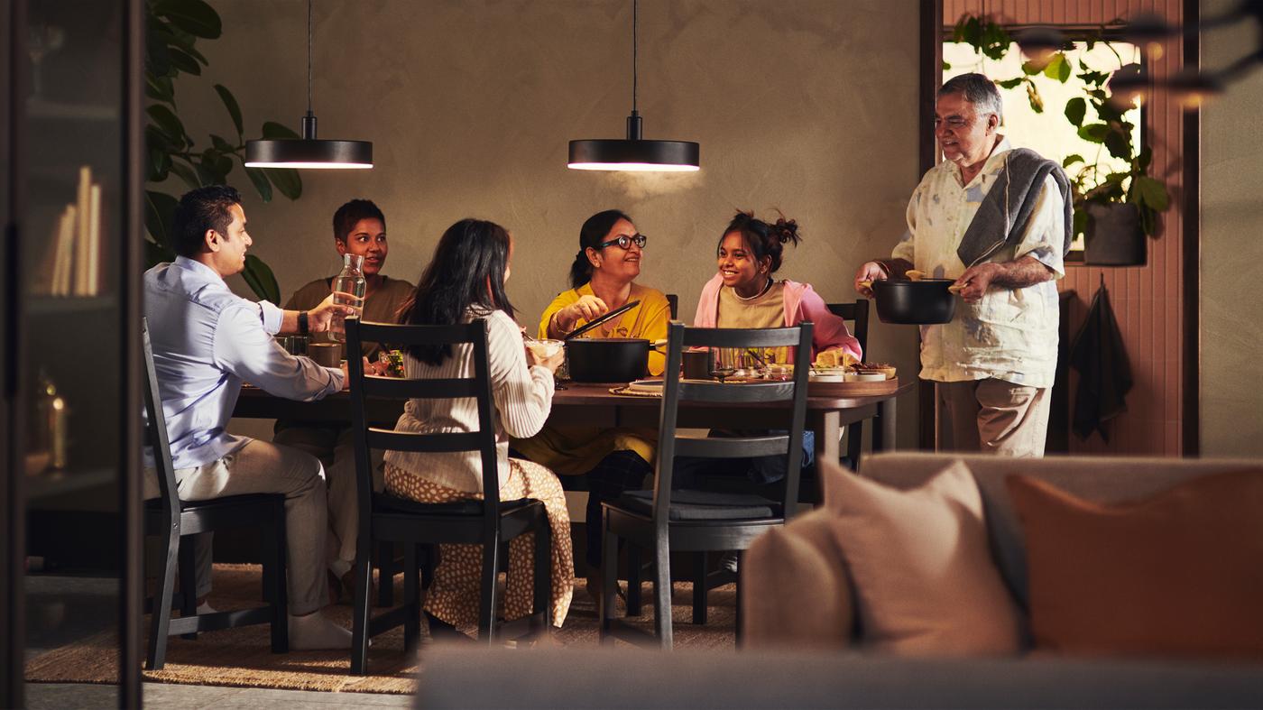 Langkah ke dalam rumah ini